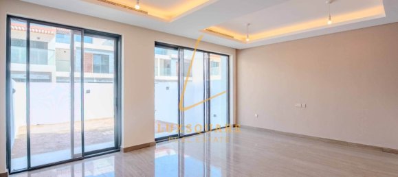 5 bedrooms Townhouse in DAMAC Hills (Akoya by DAMAC), UAE No. 120542 19