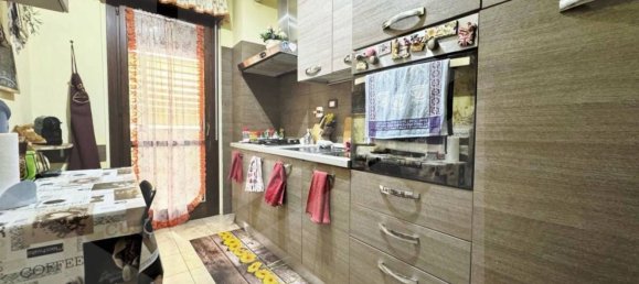 4غرفة شقة في Rome, Italy رقم 28349 27