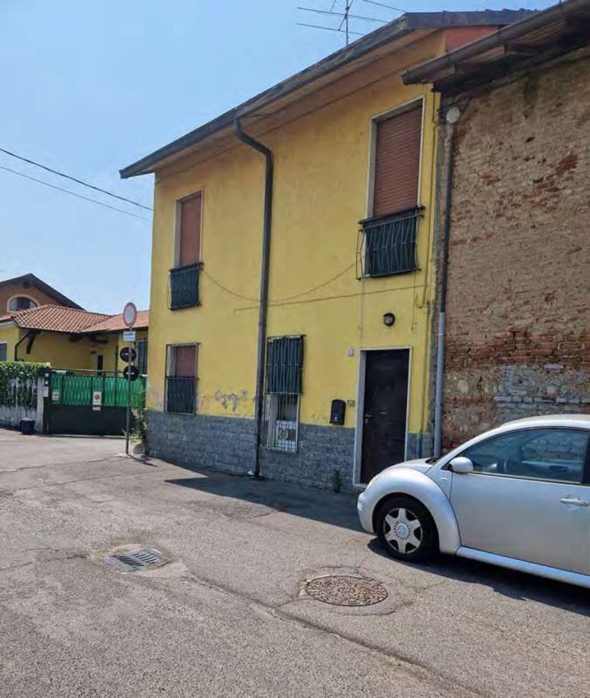 Apartamento de 3 divisões em Nerviano, Italy N.º 2396