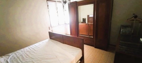 5 bedrooms Apartment in Massa, Italy No. 352594 7