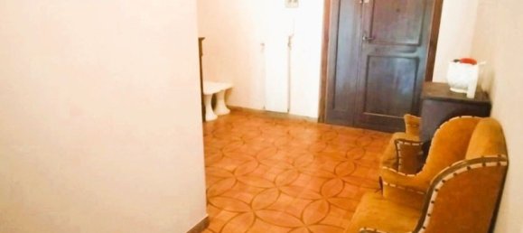 5 bedrooms Apartment in Massa, Italy No. 352594 12