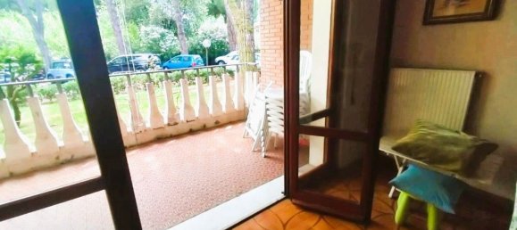 5 bedrooms Apartment in Massa, Italy No. 352594 13