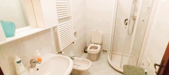 5 bedrooms Apartment in Massa, Italy No. 352594 17