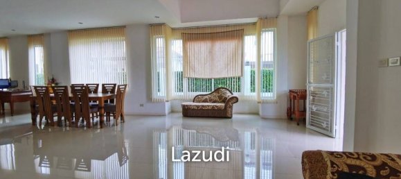 3 bedrooms Cafe / restaurant in Pattaya, Thailand No. 15633 6