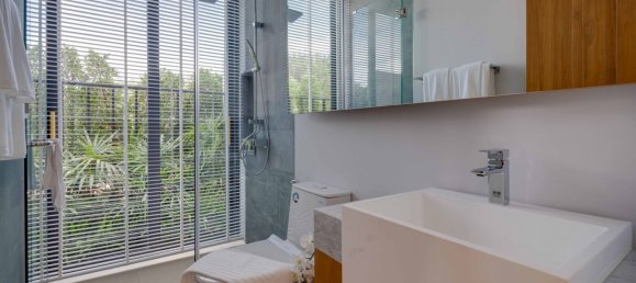 4 bedrooms Villa in Layan Beach, Thailand No. 25948 11