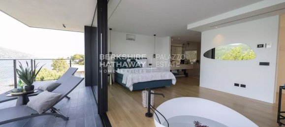 6 bedrooms Villa in Angera, Italy No. 144318 31