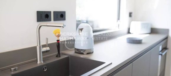 6 bedrooms Villa in Angera, Italy No. 144318 10