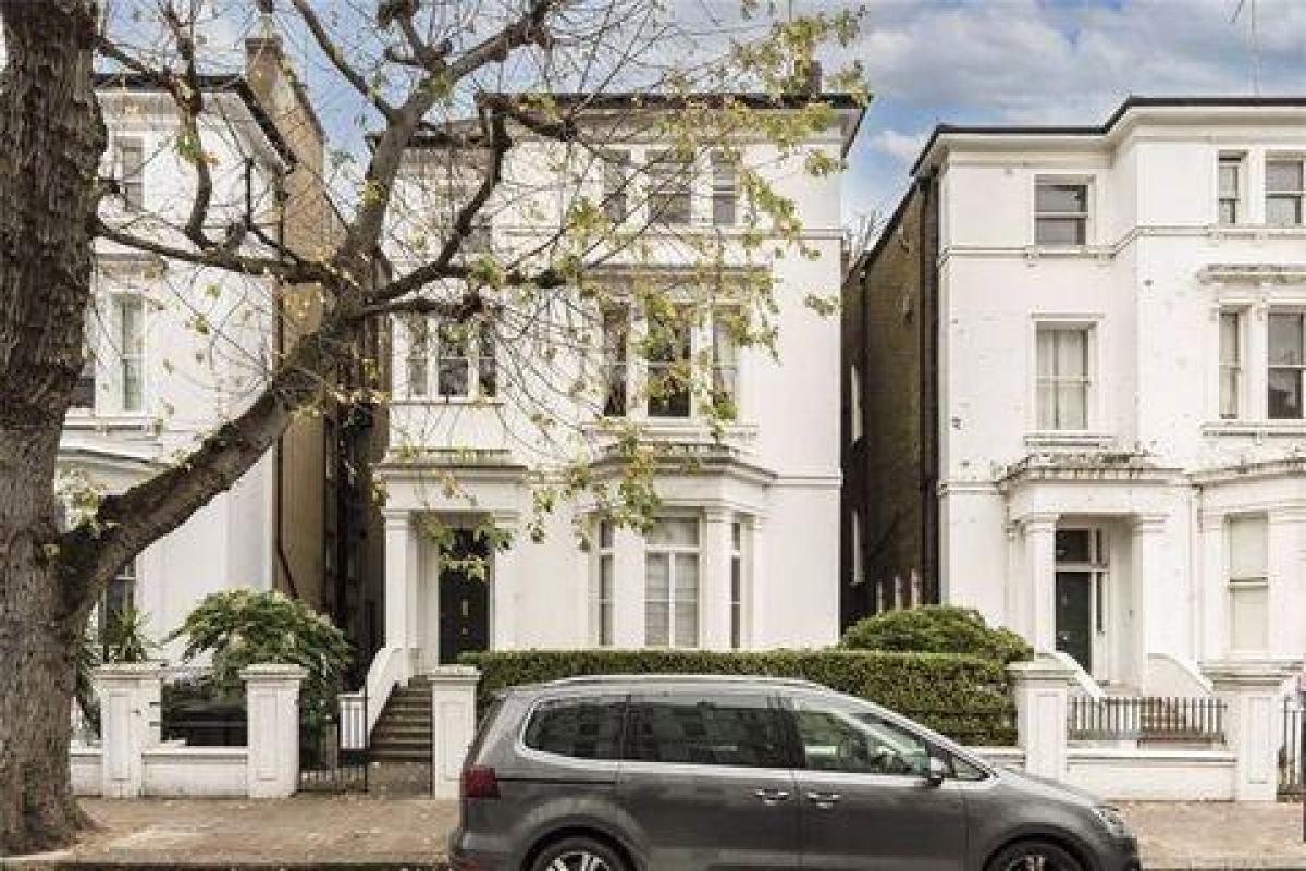 2 bedrooms Condo in London, United Kingdom No. 528