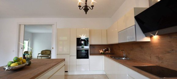 Villa de 7 habitaciónes en Deutsch-Wagram, Austria No. 35688 11