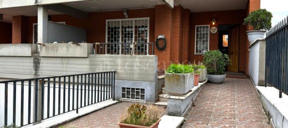 Villa de 9 divisões em Rome, Italy N.º 211032 6