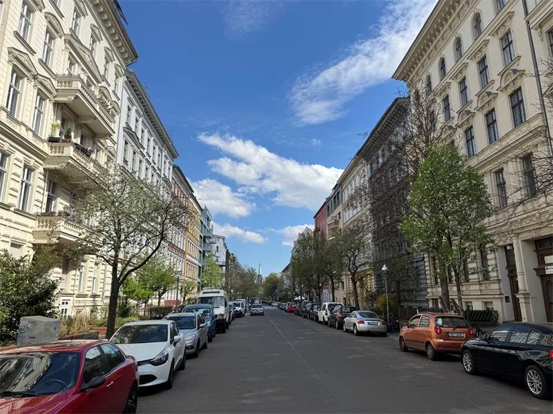 150m² Commercial property in Kreuzberg, Germany No. 235012