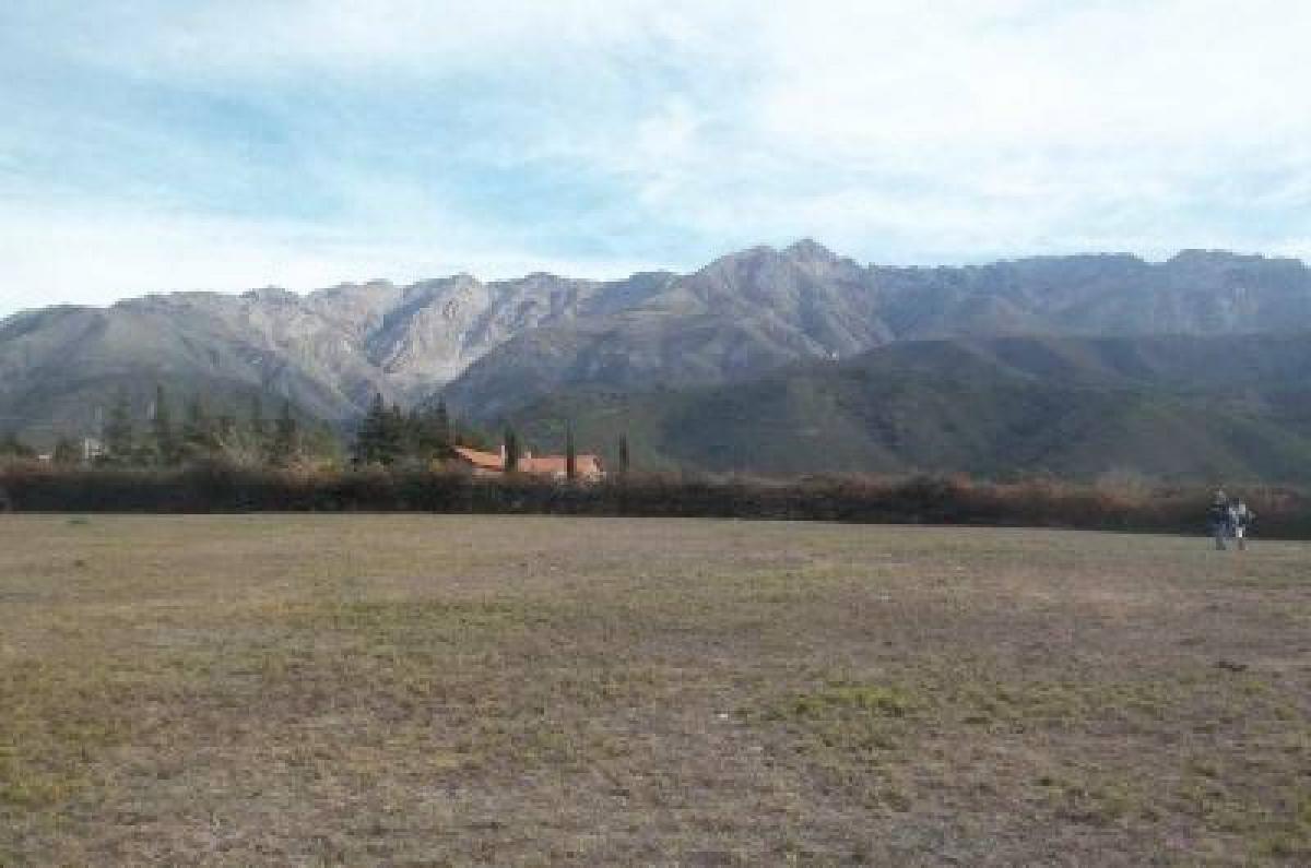 Grundstück in Cordoba, Argentina, Nr. 34858