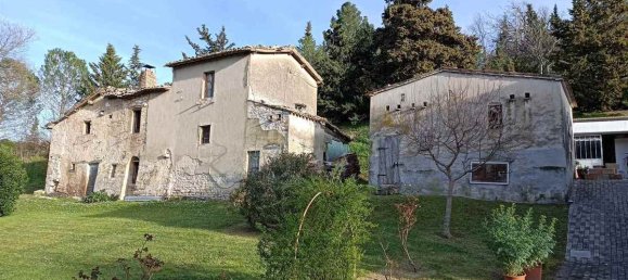 Casa de 2 dormitorios en San Severino Marche, Italy No. 329492 2