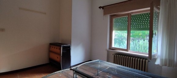 5-salle Appartement à Tizzano Val Parma, Italy No. 38477 30