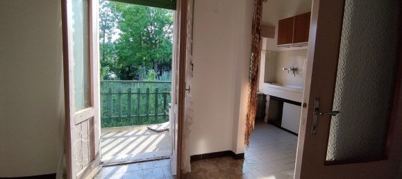 5-salle Appartement à Tizzano Val Parma, Italy No. 38477 4