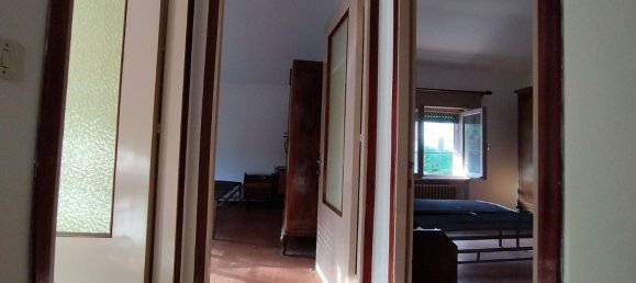 5-salle Appartement à Tizzano Val Parma, Italy No. 38477 37