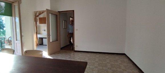 5-salle Appartement à Tizzano Val Parma, Italy No. 38477 2