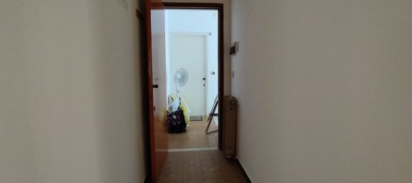 5-salle Appartement à Tizzano Val Parma, Italy No. 38477 14