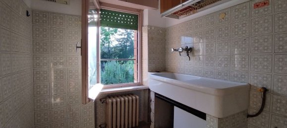 5-salle Appartement à Tizzano Val Parma, Italy No. 38477 16