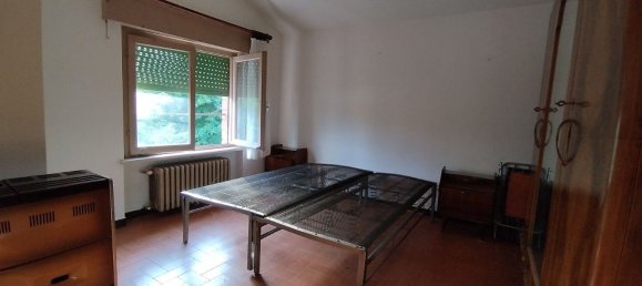 5-salle Appartement à Tizzano Val Parma, Italy No. 38477 13
