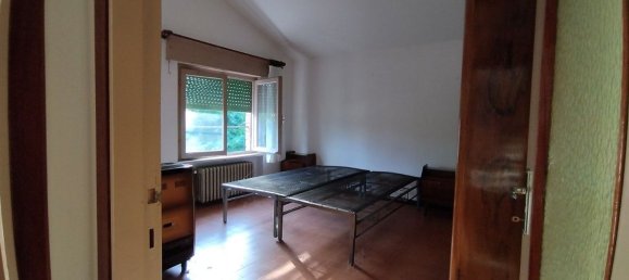 5-salle Appartement à Tizzano Val Parma, Italy No. 38477 34
