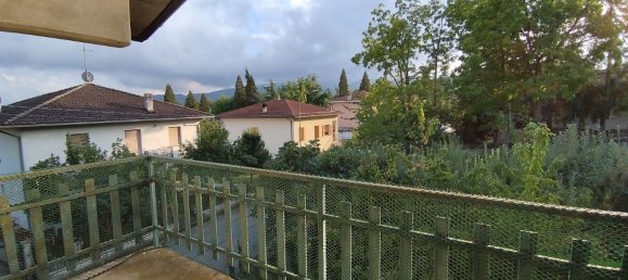 5-salle Appartement à Tizzano Val Parma, Italy No. 38477 5