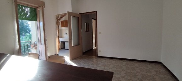 5-salle Appartement à Tizzano Val Parma, Italy No. 38477 3
