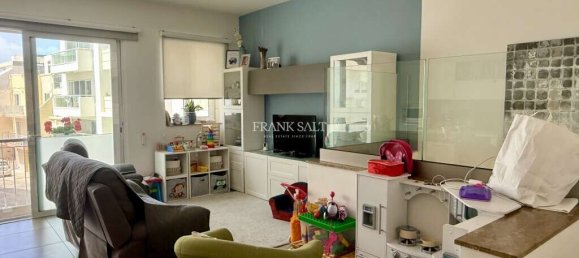 3 bedrooms Maisonette in Bahar ic-Caghaq, Malta No. 2930 4