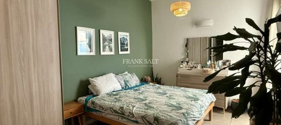 3 bedrooms Maisonette in Bahar ic-Caghaq, Malta No. 2930 7