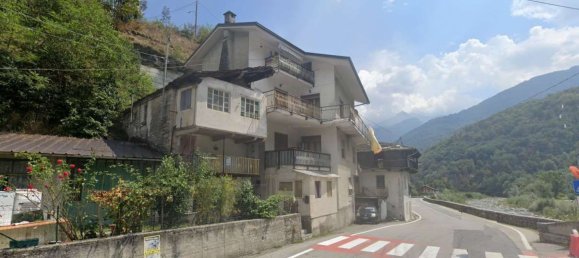 4 rooms Apartment in Locana, Italy No. 49873 4