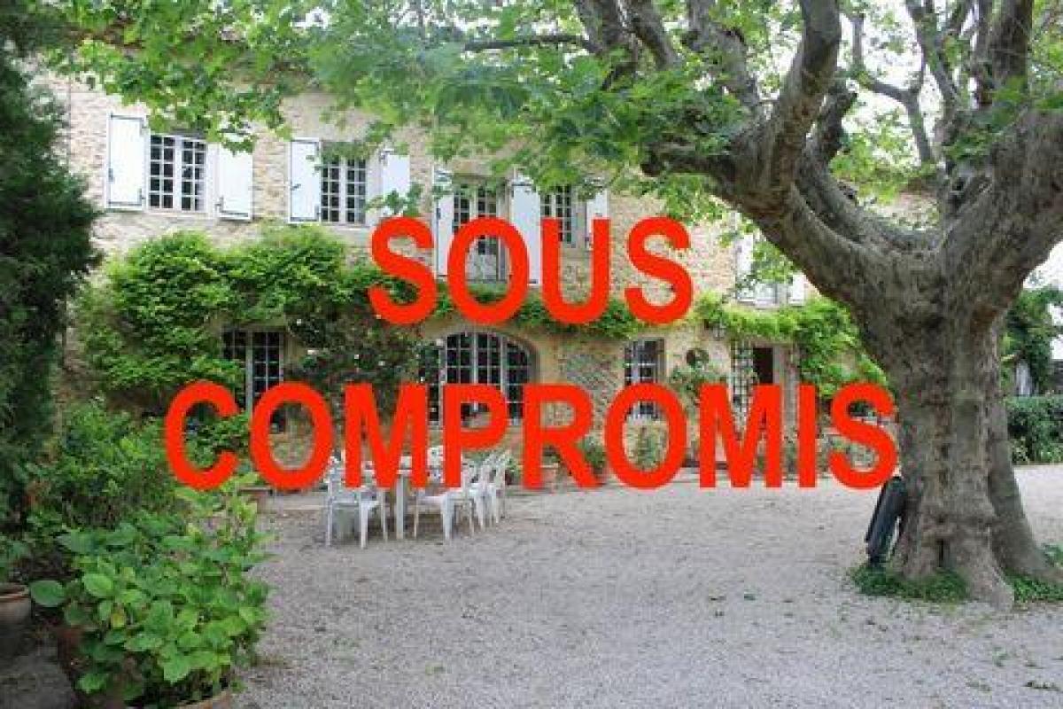 7 chambres Maison à Caderousse, France No. 5848