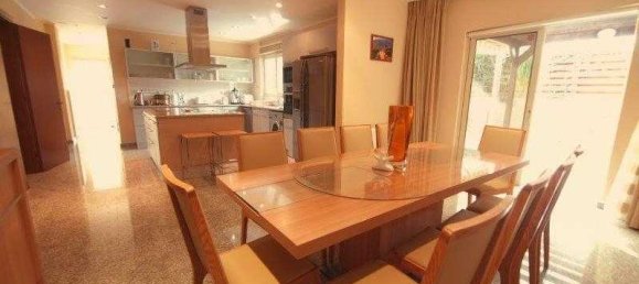 5 غرف نوم منزل في Agios Athanasios, Cyprus رقم 6680 9