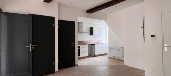 2 rooms Apartment in Beaune, France No. 258694 2