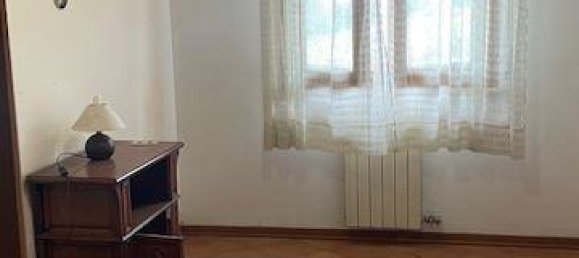 5 rooms Apartment in Monteriggioni, Italy No. 79030 8