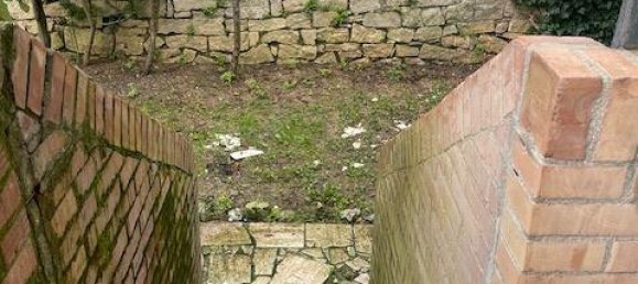 5 rooms Apartment in Monteriggioni, Italy No. 79030 4