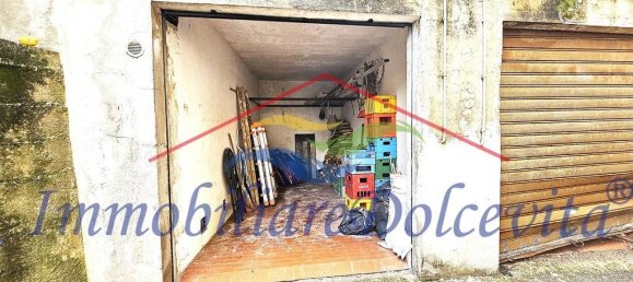 Garaje en Florence, Italy 13 m² No. 259374 5