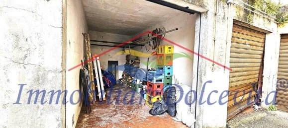 Garaje en Florence, Italy 13 m² No. 259374 6