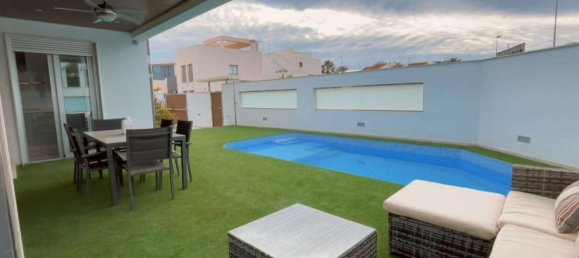 3 bedrooms House in Mil Palmeras, Spain No. 28391 15