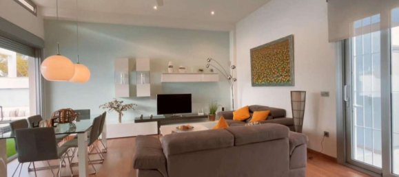 3 bedrooms House in Mil Palmeras, Spain No. 28391 22