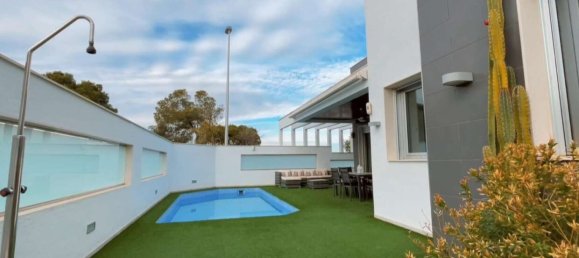 3 bedrooms House in Mil Palmeras, Spain No. 28391 13