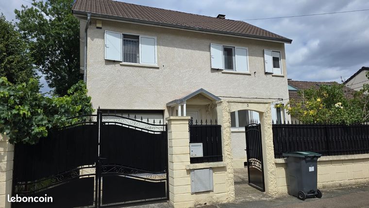 Дом с 4 спальнями в Вильбон-сюр-Ивет, Франция № 311486