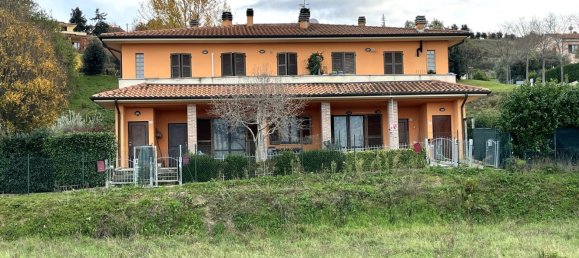 4 rooms Apartment in Urbino, Italy No. 178655 26