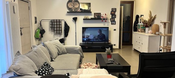 4 rooms Apartment in Urbino, Italy No. 178655 4