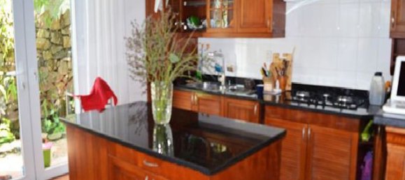 Villa de 3 dormitorios en Tay Ho, Vietnam No. 3426 5