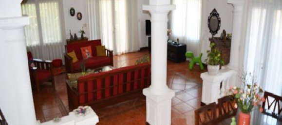 Villa de 3 dormitorios en Tay Ho, Vietnam No. 3426 9