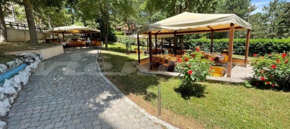 400m² Commercial property in Rocca di Cambio, Italy No. 211038 3