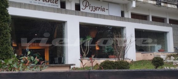 400m² Commercial property in Rocca di Cambio, Italy No. 211038 9