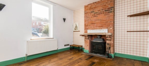  House in Exeter, United Kingdom No. 1979 2