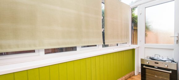  House in Exeter, United Kingdom No. 1979 6