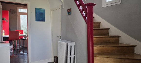 Casa de 3 dormitorios en Saint-Andre-les-Vergers, France No. 55512 2